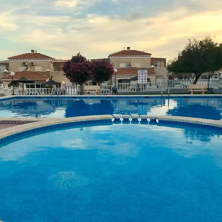 Сasa de vacaciones Bungalow Pedro Torrevieja