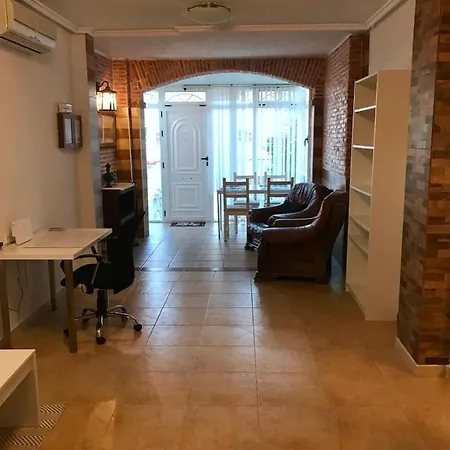 Bungalow Pedro * טורבייחה